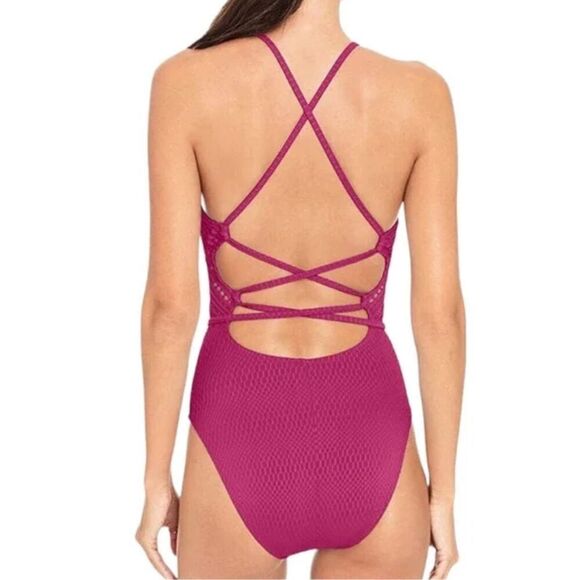 New. Robin Piccone Fuschia Swimsuit. Size 4. Retails $159 - Picture 4 of 10